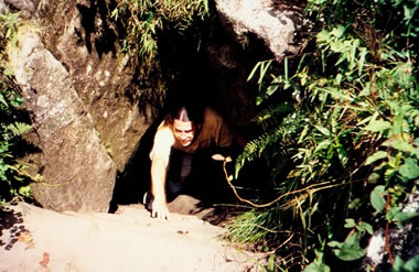Huayna Picchu tunnel.
